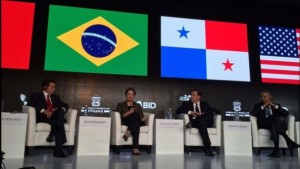 Brazilian President Dilma Rousseff with her counterparts from Mexico (left), Panama and the United States, during a panel at the Second CEO Summit of the Americas, Friday Apr. 10 in Panama City. Credit: Courtesy of the IDB