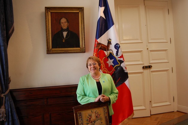 Chilean President Michelle Bachelet during an exlusive interview with IPS in the Blue Room in the Moneda Palace, the seat of government, in Santiago, before flying to Paris to participate in the Nov. 30 inauguration of the climate summit, to be hosted by the French capital until Dec. 11. Credit: Marianela Jarroud/IPS
