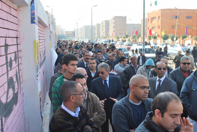 Queuing up to vote in Cairo. Credit: Khaled Moussa al-Omrani/IPS.