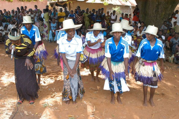 Adelescent girls in Shinyanga dancing as part of the altenative learning programme by UNESCO aimed at equiping them with life skills. Credit: Kizito Makoye/IPS