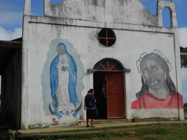 Native peoples identify with the “Laudato Si” encyclical, in the defence of their territories, culture and natural resources. An indigenous woman outside a Catholic church in the village of Acteal in the southern Mexican state of Chiapas. Credit: Emilio Godoy/IPS