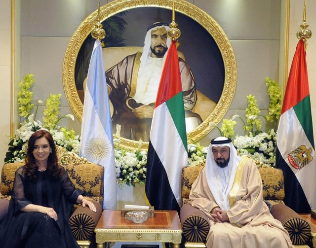The then president of Argentina, Cristina Fernández, with her host, United Arab Emirates President Khalifa bin Zayed Al Nahyan, at a January 2013 meeting in Abu Dhabi during her official visit to the Gulf nation when bilateral relations were given a major boost. Credit: Government of Argentina