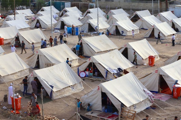 A view of an IDP camp in Al-Jamea, Baghdad, where 97 families from Anbar Governorate have found temporary shelter. Photo: ©UNICEF Iraq/2015/Khuzaie
