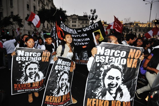 “No Narco-state, No Keiko!” was the chant repeated endlessly by protesters during the massive May 31 demonstrations in Lima and many other cities in Peru against the possible triumph of presidential candidate Keiko Fujimori. Credit: Courtesy of La República