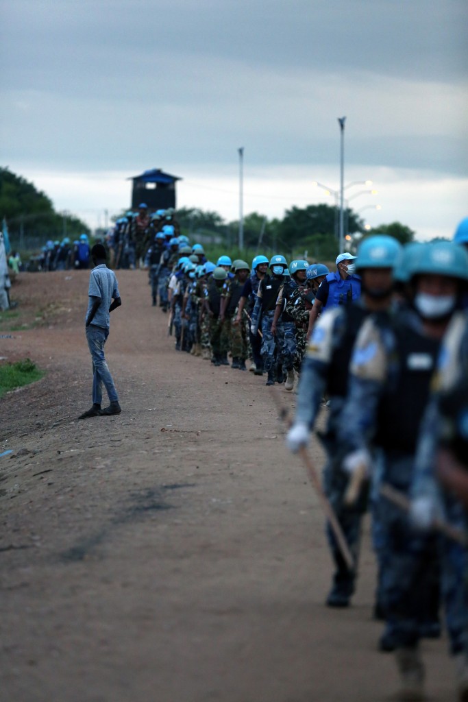 Peacekeepers and UN police officers (UNPOL) with the UN Mission in South Sudan (UNMISS). Credit: UN Photo/Eric Kanalstein