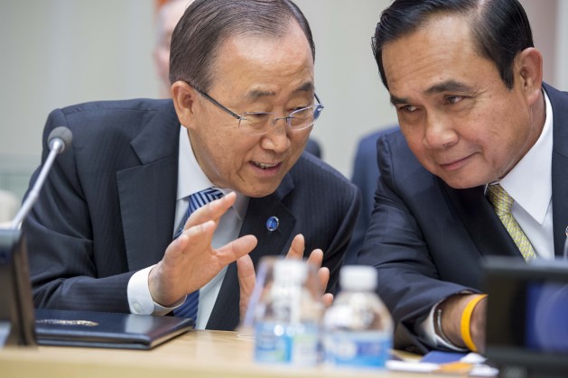 UN Secretary-General Ban Ki-moon talks with Prayut Chan-o-cha, Prime Minister of the Kingdom of Thailand and Chair of the Fortieth Annual Meeting of the Ministers for Foreign Affairs of the Group of 77.