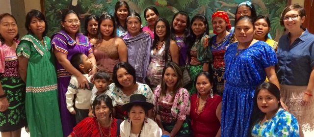 Indigenous women from Panama design action plans to ensure food security. Credit: FAO