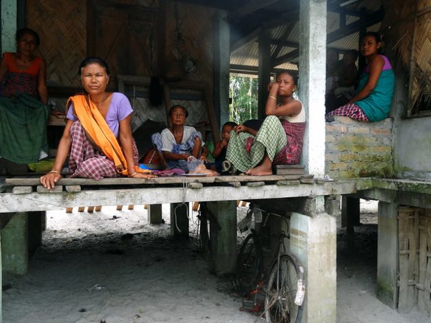 India is an Asian country with a middle-income economy. An increase of poverty is expected in Asian countries as a result of the economic recession linked to the coronavirus lockdowns. This dated photo shows women from the Mishing community in Dhemaji district. Credit: Priyanka Borpujari/IPS